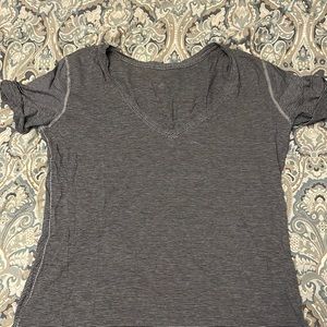 Lululemon women’s size 10 black and white stripe